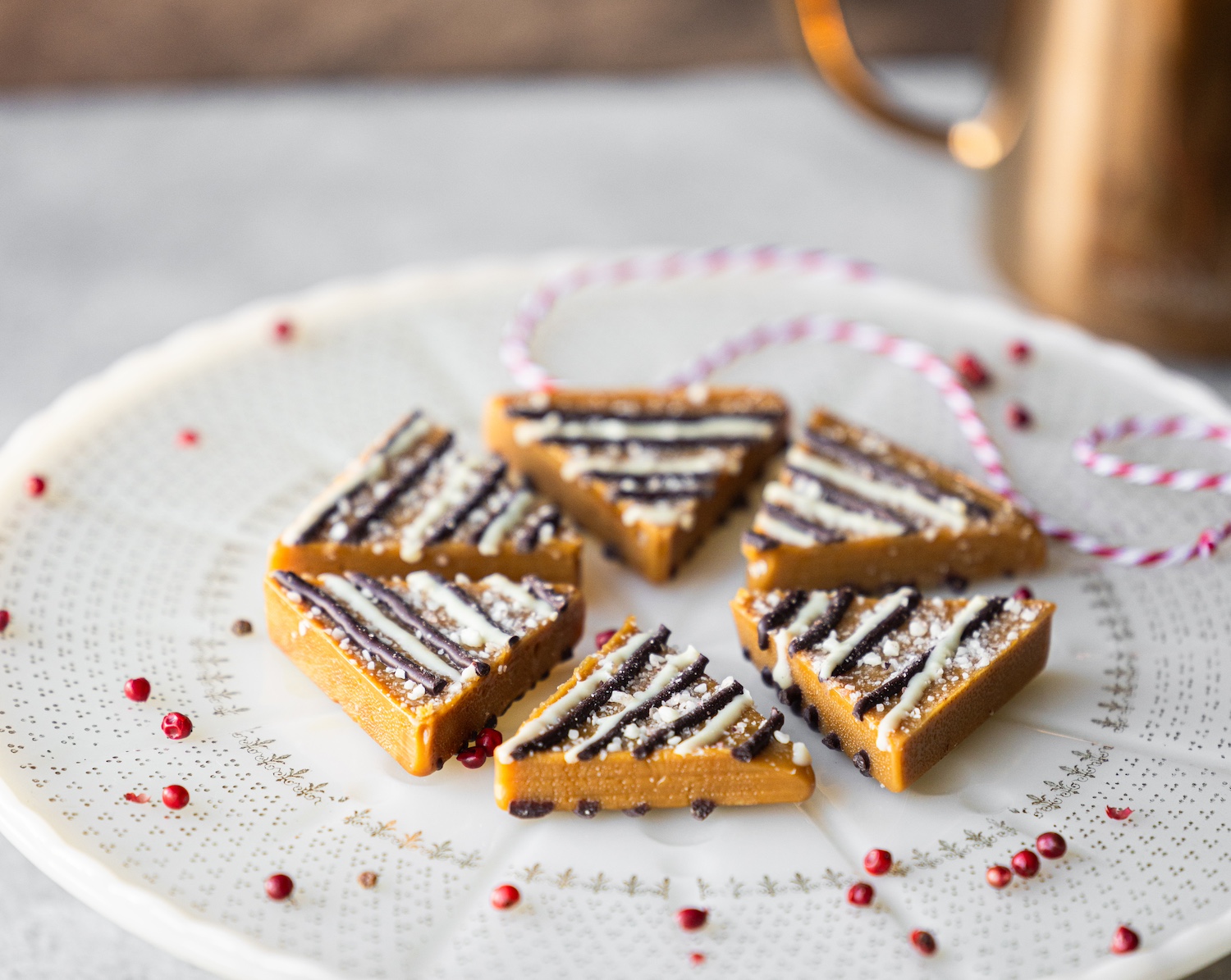 Why Cache Toffee is the Perfect Neighbor Gift for the Holidays