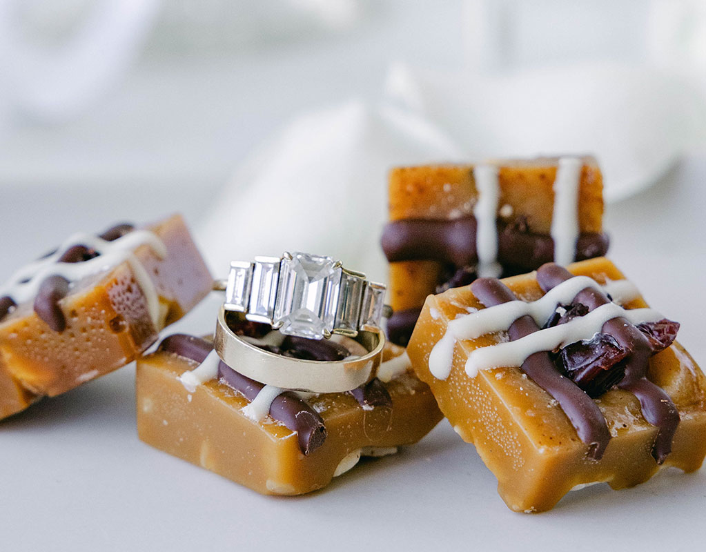 hotel turndown wedding treats